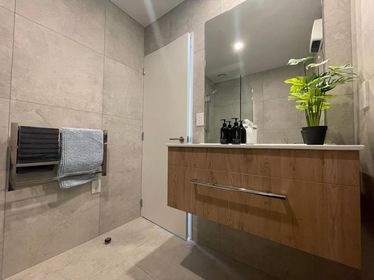Inner City Luxury With Free Parking Christchurch Exteriör bild