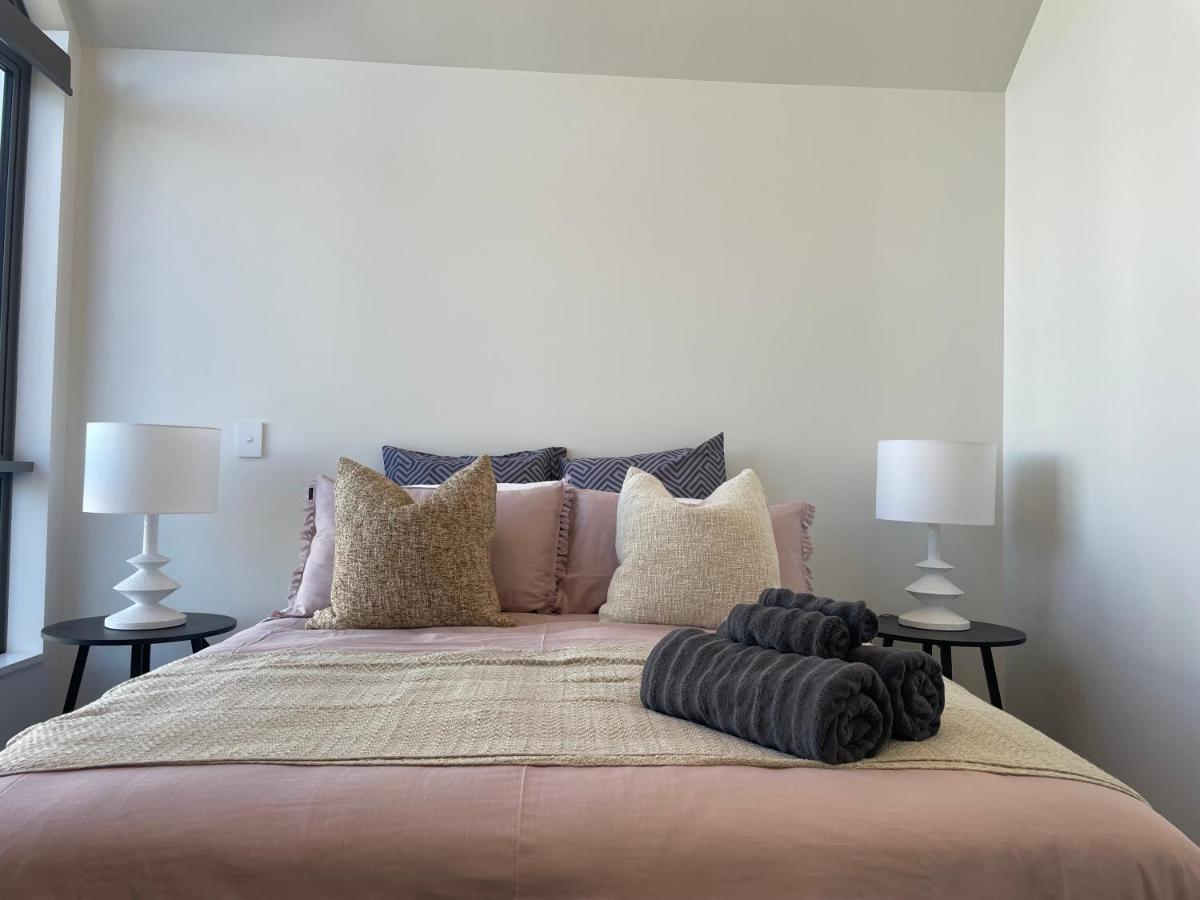 Inner City Luxury With Free Parking Christchurch Exteriör bild