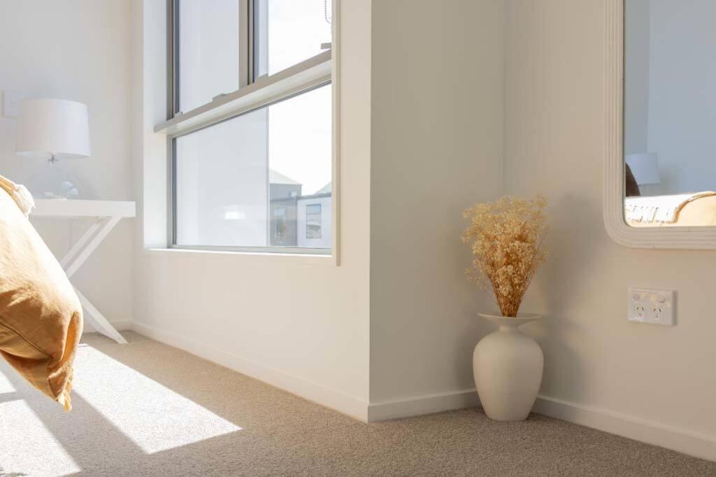 Inner City Luxury With Free Parking Christchurch Exteriör bild