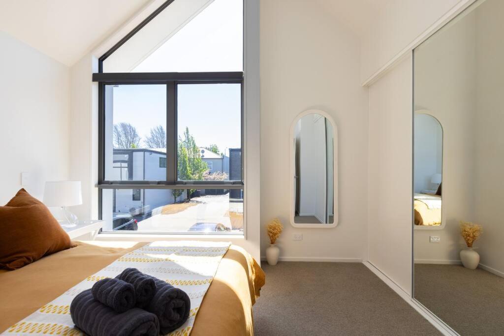 Inner City Luxury With Free Parking Christchurch Exteriör bild
