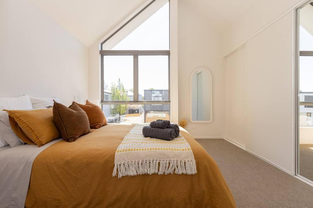 Inner City Luxury With Free Parking Christchurch Exteriör bild
