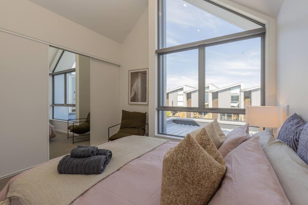 Inner City Luxury With Free Parking Christchurch Exteriör bild
